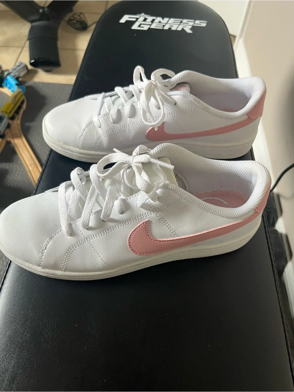 Nike Court Royale 2 CU9038-105 White Pink Sneakers